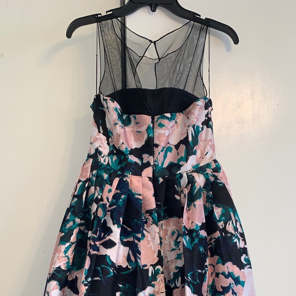 Gorgeous Adrianna Papell Floral Formal Ball Gown - Picture 5 of 8